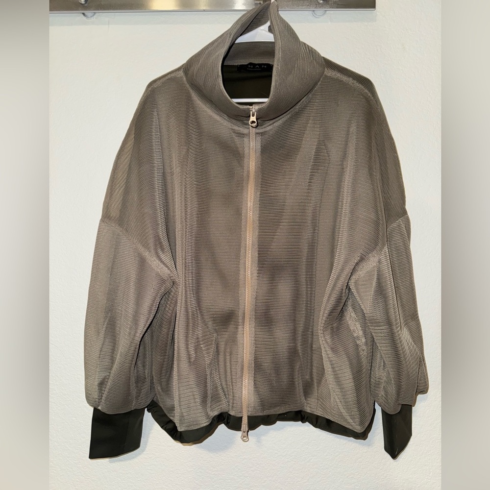 Shan Khaki 3D mesh puffer jacket